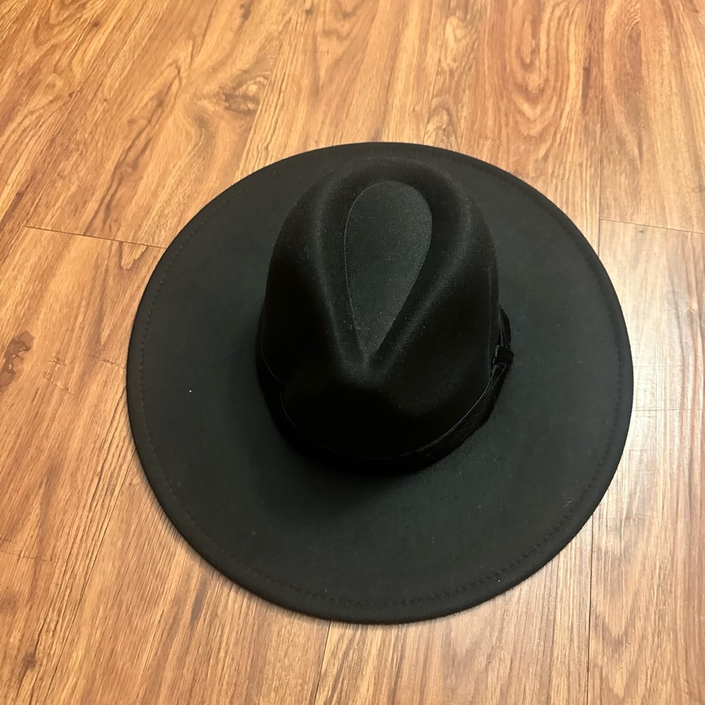 Forever21 Classic Black Wide-Brim Fedora Hat